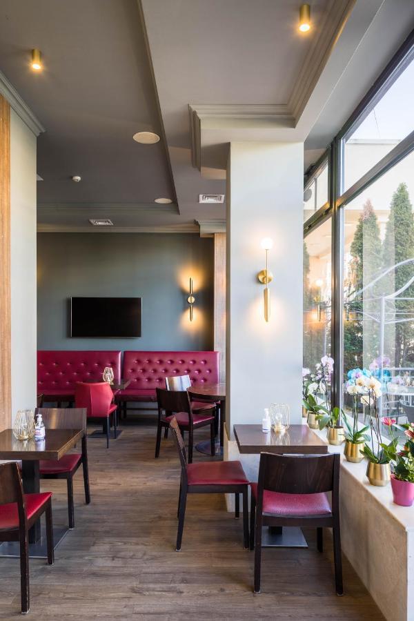 Hotel Rogge Resita Exteriér fotografie