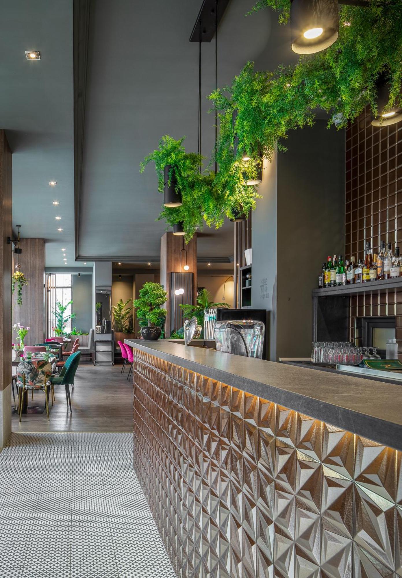 Hotel Rogge Resita Exteriér fotografie